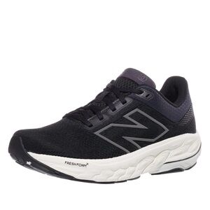New Balance 860 Fresh Foam Black and White Fresh Foam Trainer